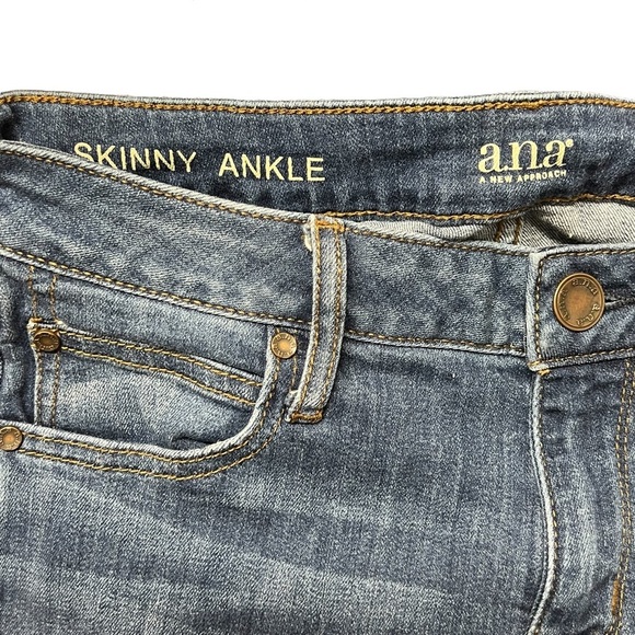 a.n.a. Skinny Ankle Jeans Size 27/4 - Picture 4 of 7